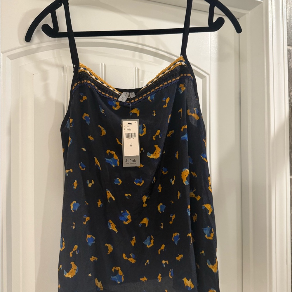 NWT Blnk Areena Camisole tank, size M - Picture 3 of 5